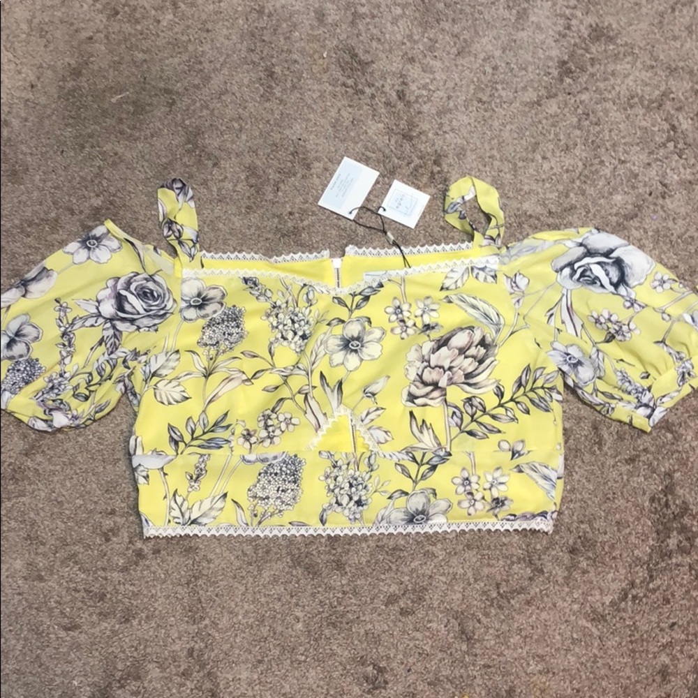 By Egreis Julie Top (yellow flower print)